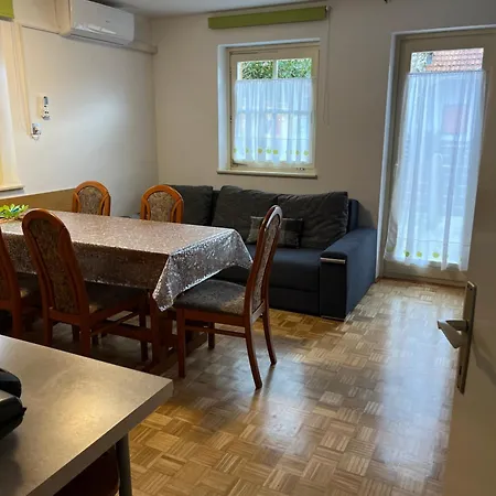 Mirni Koticek 펜션 *