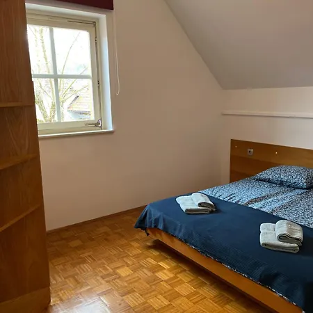 Počitniška hiša Mirni Koticek