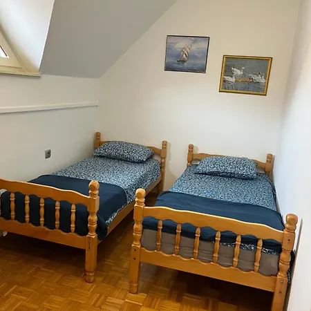 Mirni Koticek Hébergement de vacances Catez ob Savi